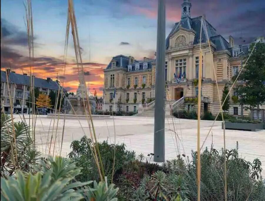 Maisonette Avec Jardin Евре Екстер'єр фото