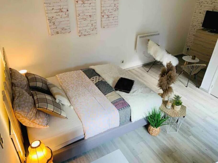 Maisonette Avec Jardin Евре Екстер'єр фото